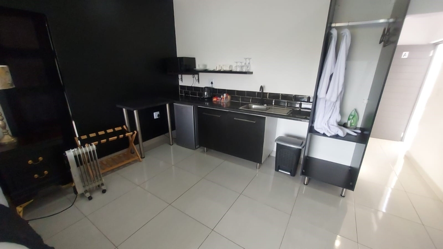 5 Bedroom Property for Sale in Riverside Park Mpumalanga