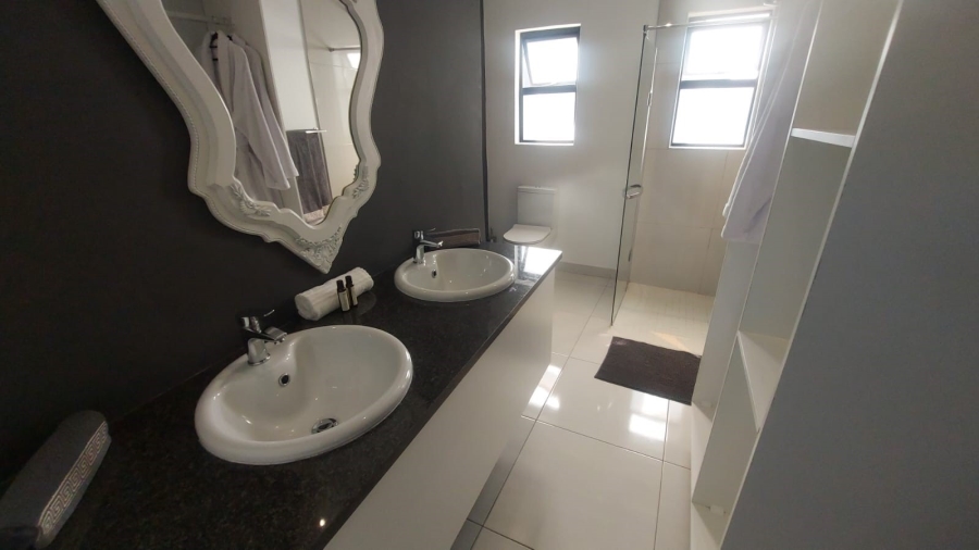 5 Bedroom Property for Sale in Riverside Park Mpumalanga