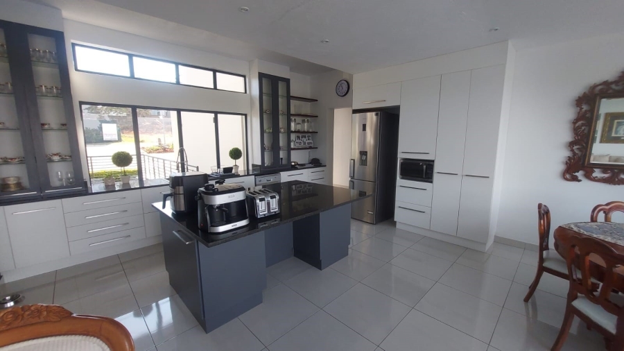 5 Bedroom Property for Sale in Riverside Park Mpumalanga