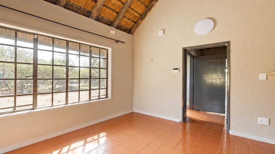 3 Bedroom Property for Sale in Marloth Park Mpumalanga