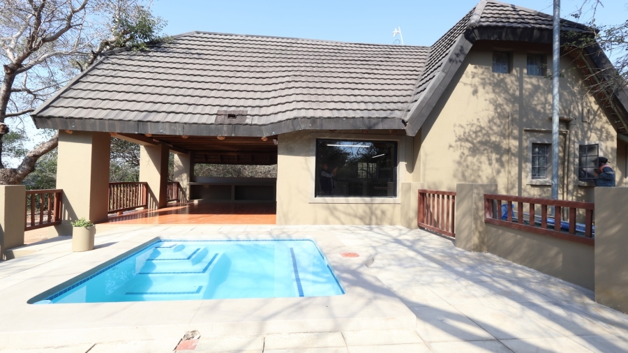 3 Bedroom Property for Sale in Marloth Park Mpumalanga