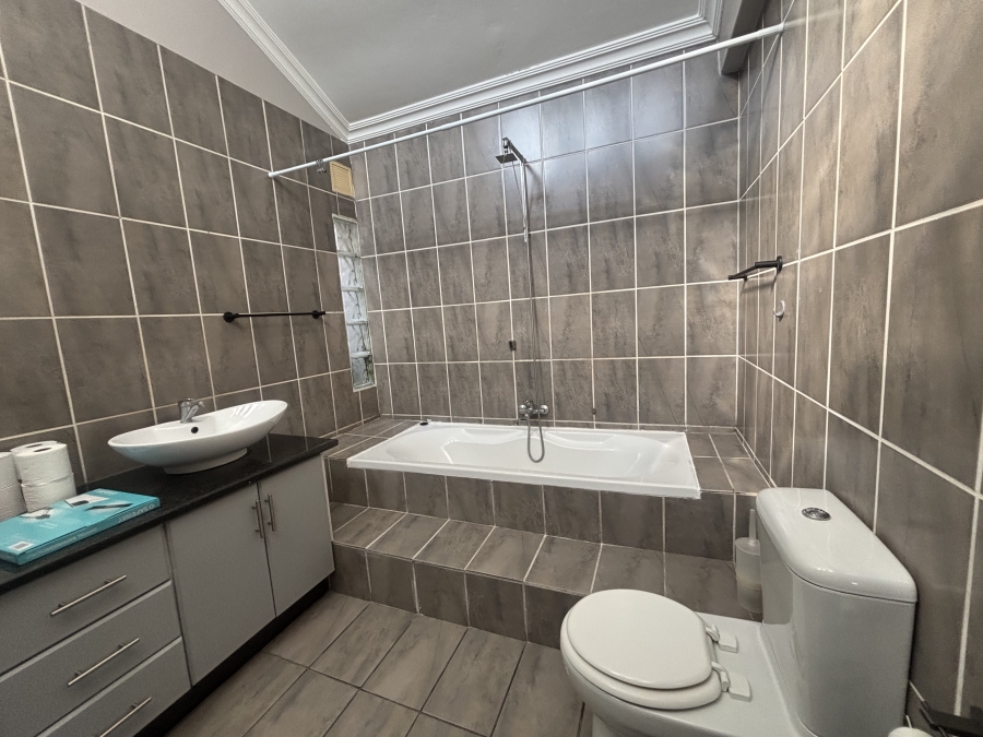 4 Bedroom Property for Sale in Reyno Ridge Mpumalanga