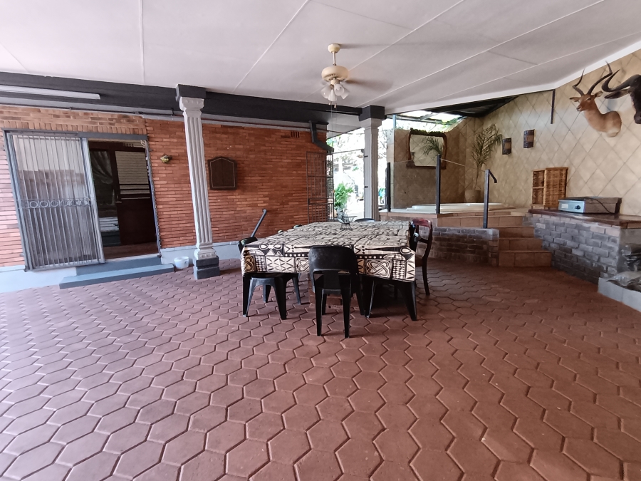 4 Bedroom Property for Sale in Nelspruit Ext 2 Mpumalanga