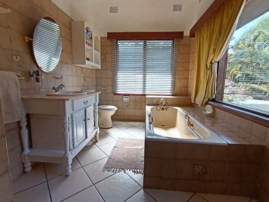 4 Bedroom Property for Sale in Nelspruit Ext 2 Mpumalanga