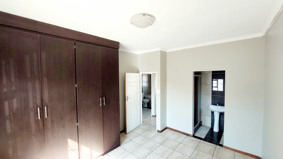 3 Bedroom Property for Sale in Terra Nova Mpumalanga