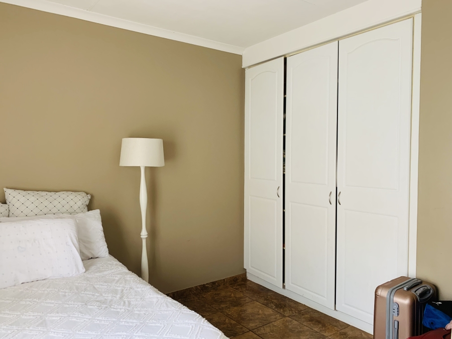 2 Bedroom Property for Sale in Middelburg Central Mpumalanga