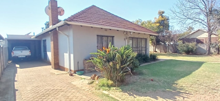 4 Bedroom Property for Sale in Witbank Ext 8 Mpumalanga