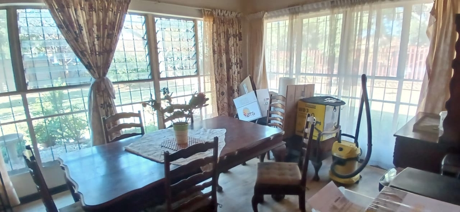 4 Bedroom Property for Sale in Witbank Ext 8 Mpumalanga