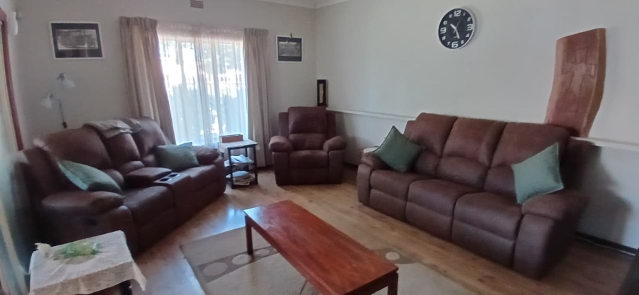 4 Bedroom Property for Sale in Witbank Ext 8 Mpumalanga