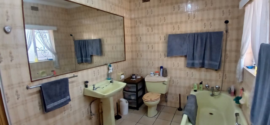 4 Bedroom Property for Sale in Witbank Ext 8 Mpumalanga