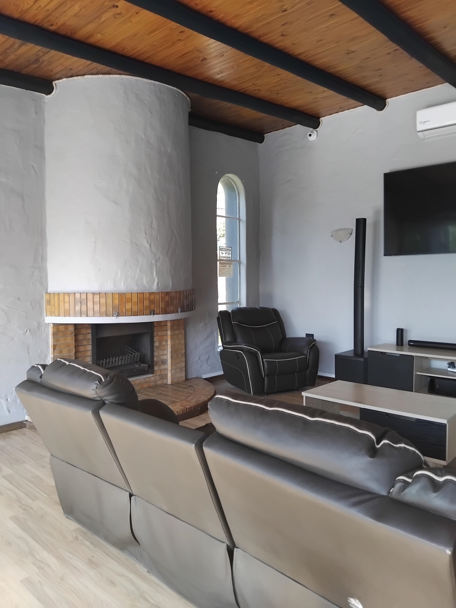 6 Bedroom Property for Sale in Barberton Mpumalanga