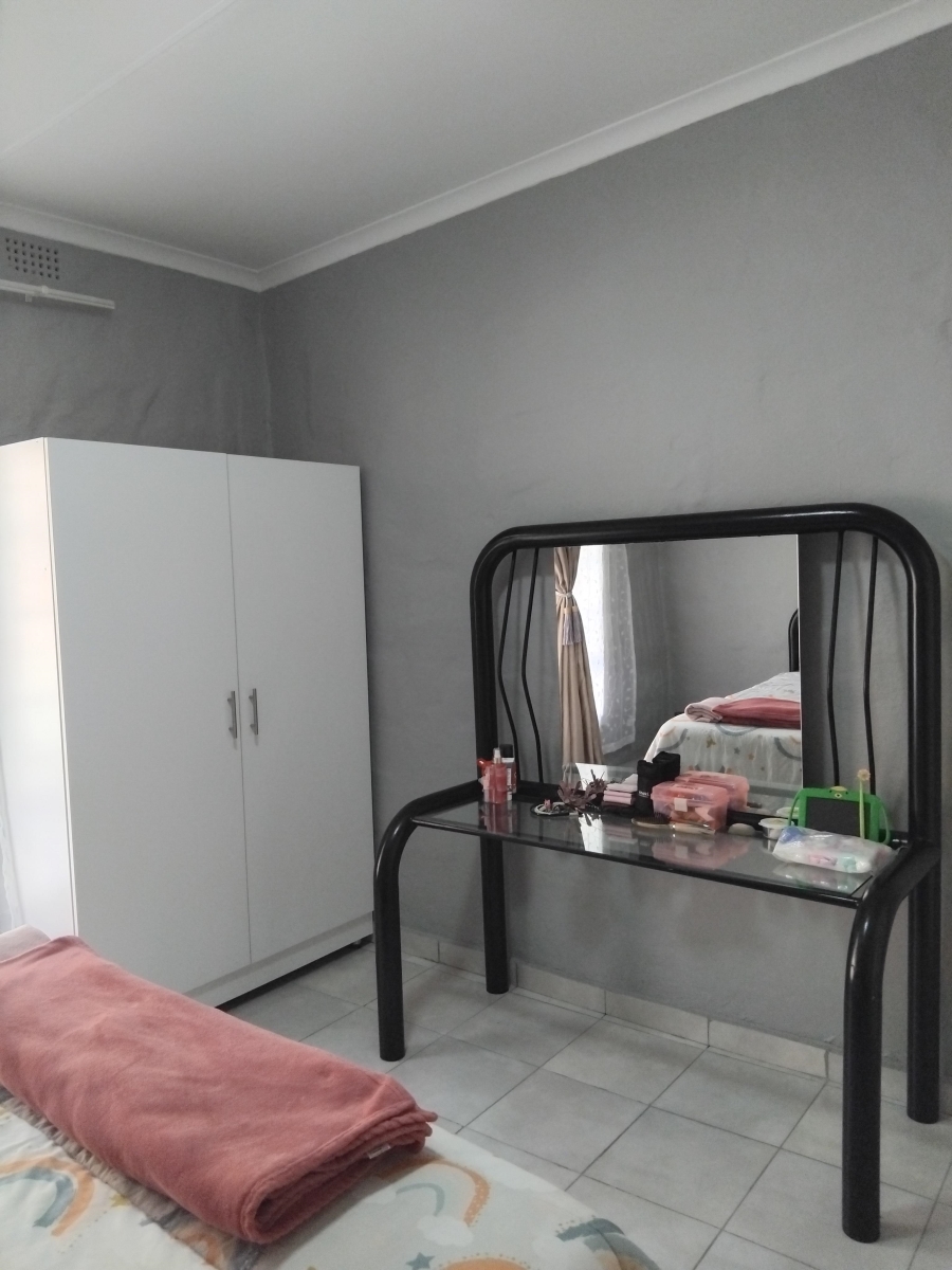 6 Bedroom Property for Sale in Barberton Mpumalanga