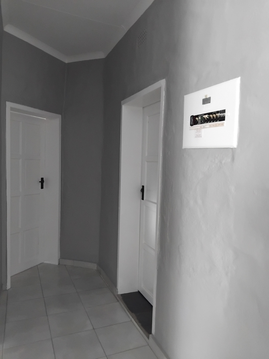 6 Bedroom Property for Sale in Barberton Mpumalanga