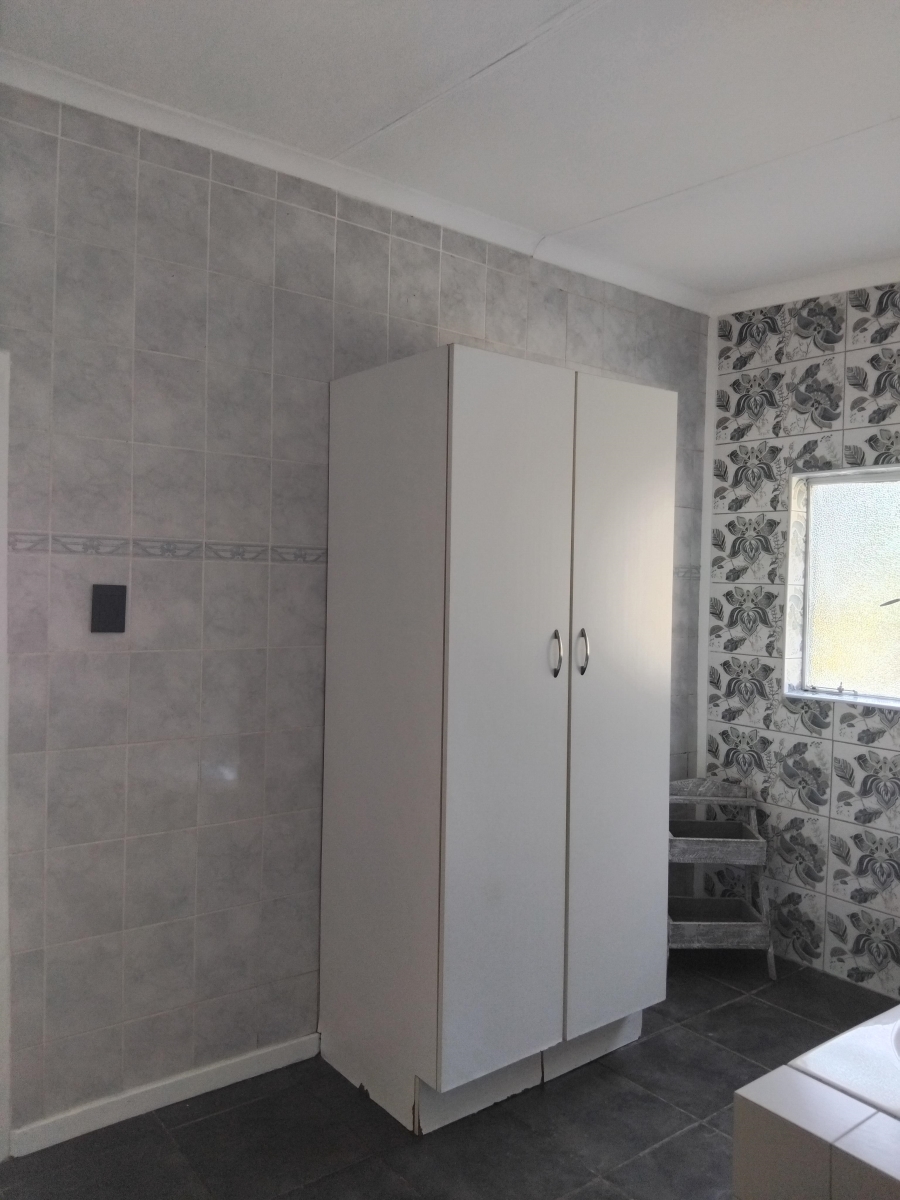 6 Bedroom Property for Sale in Barberton Mpumalanga