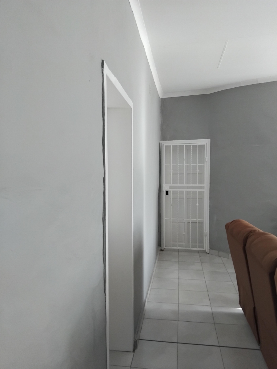6 Bedroom Property for Sale in Barberton Mpumalanga