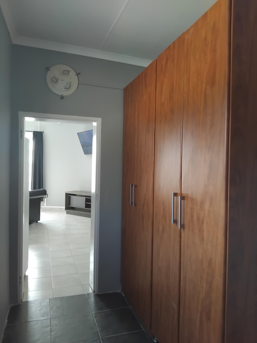6 Bedroom Property for Sale in Barberton Mpumalanga
