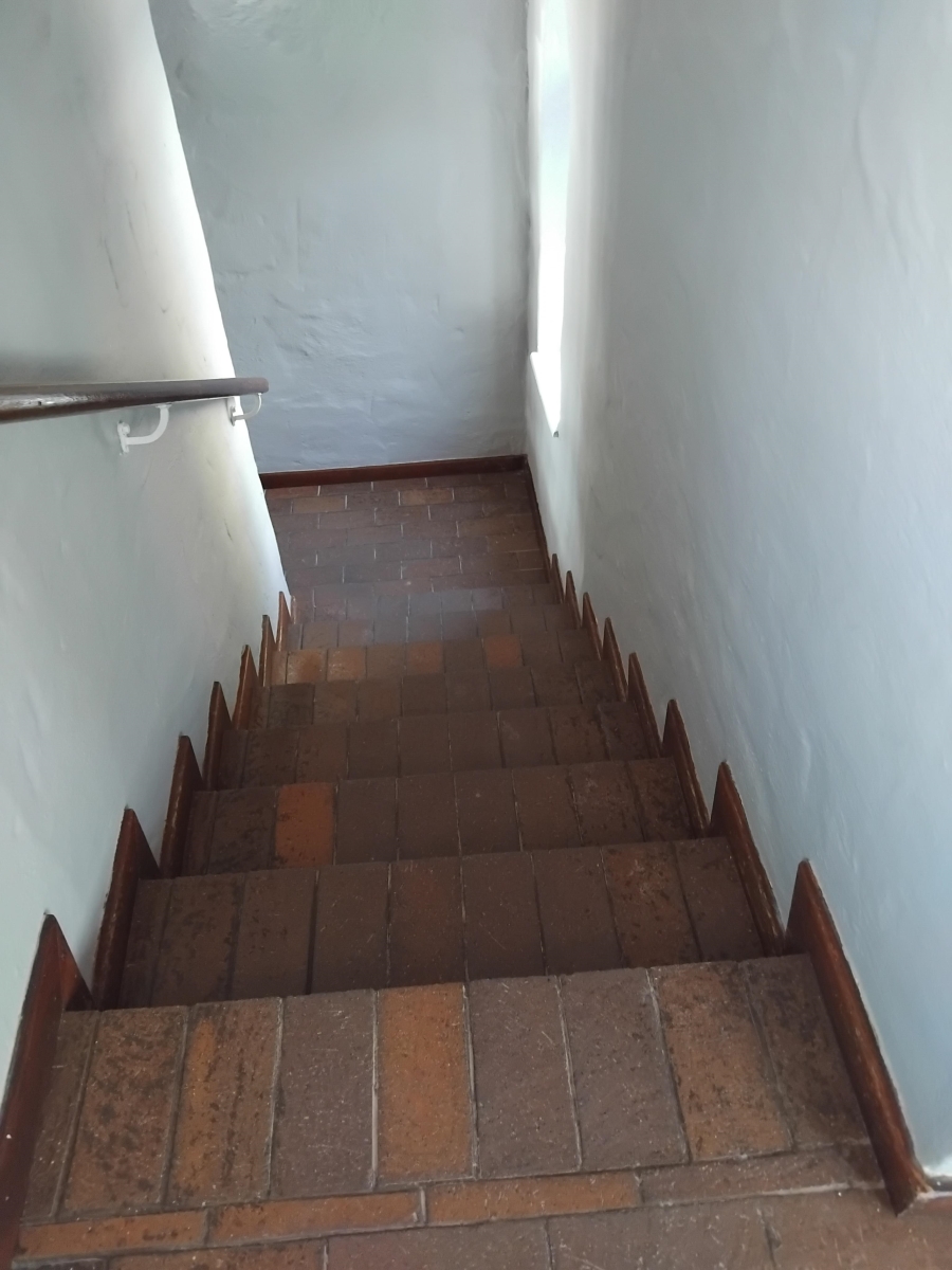 6 Bedroom Property for Sale in Barberton Mpumalanga