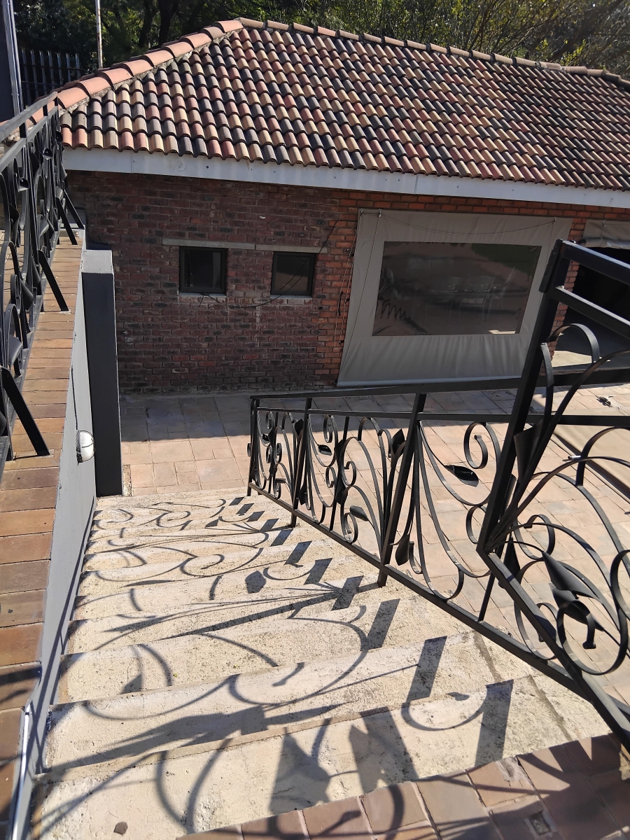 6 Bedroom Property for Sale in Barberton Mpumalanga