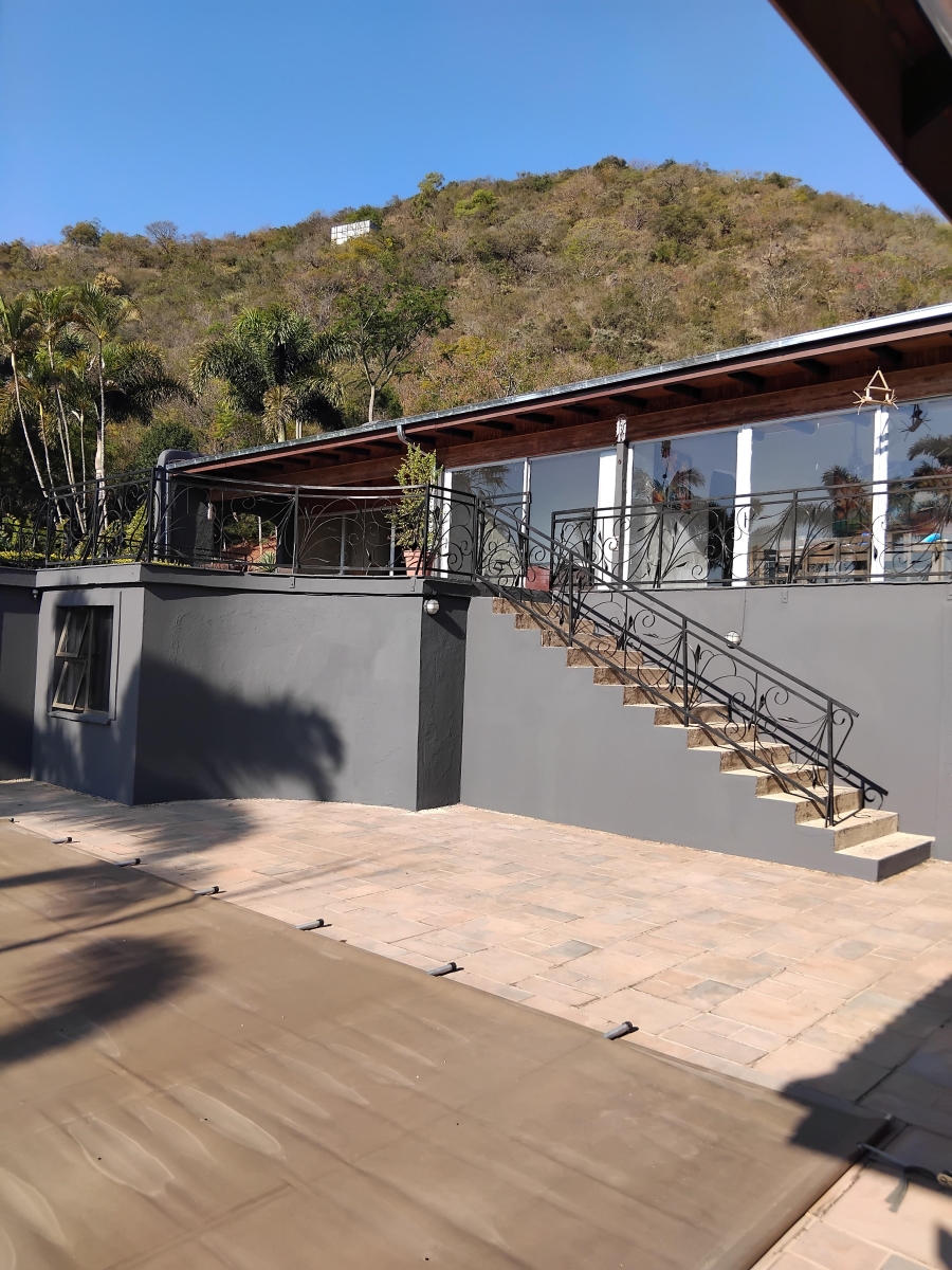 6 Bedroom Property for Sale in Barberton Mpumalanga
