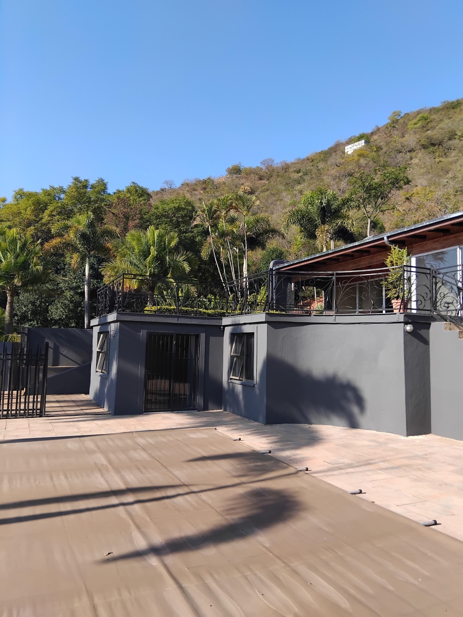 6 Bedroom Property for Sale in Barberton Mpumalanga