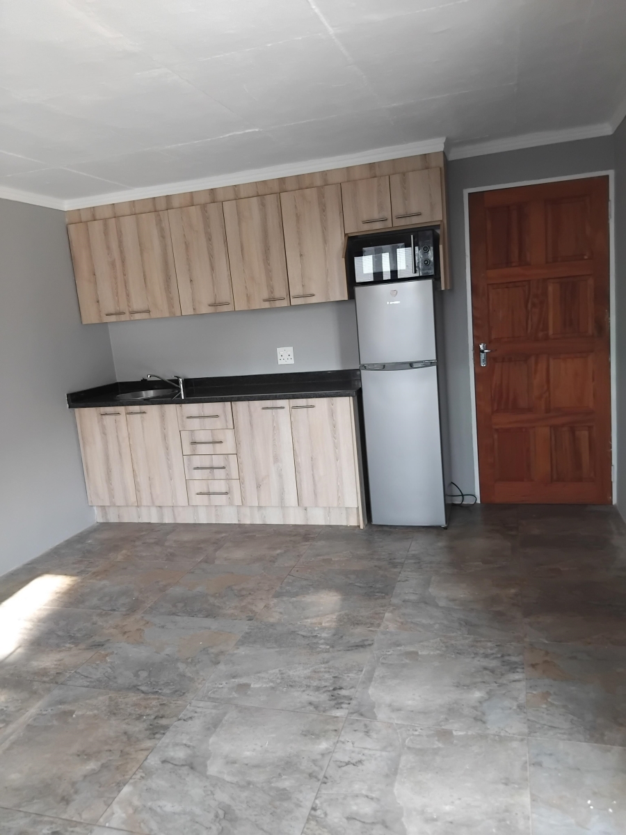 6 Bedroom Property for Sale in Barberton Mpumalanga