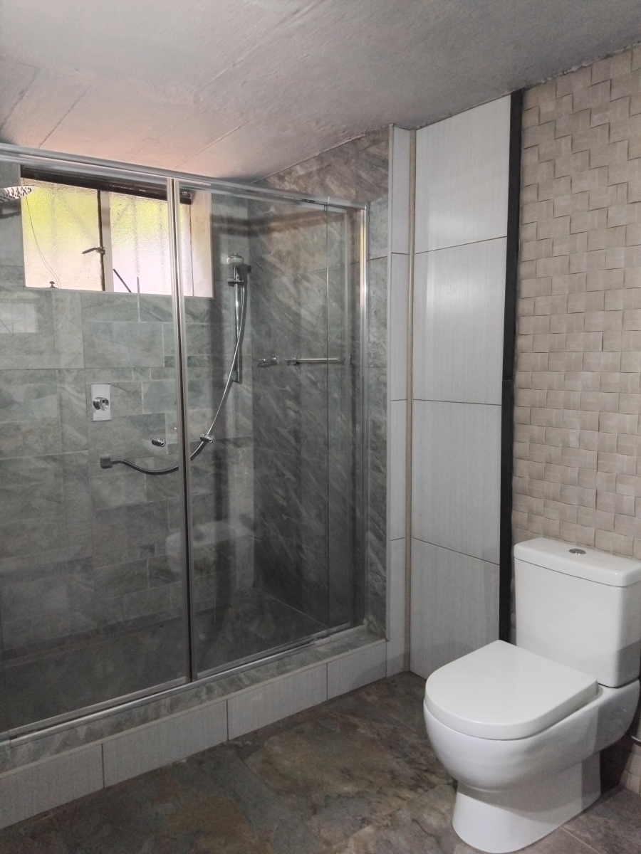 6 Bedroom Property for Sale in Barberton Mpumalanga