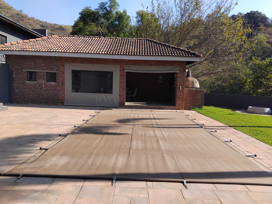 6 Bedroom Property for Sale in Barberton Mpumalanga