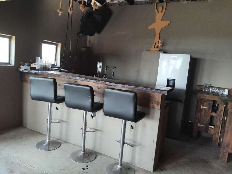 6 Bedroom Property for Sale in Barberton Mpumalanga