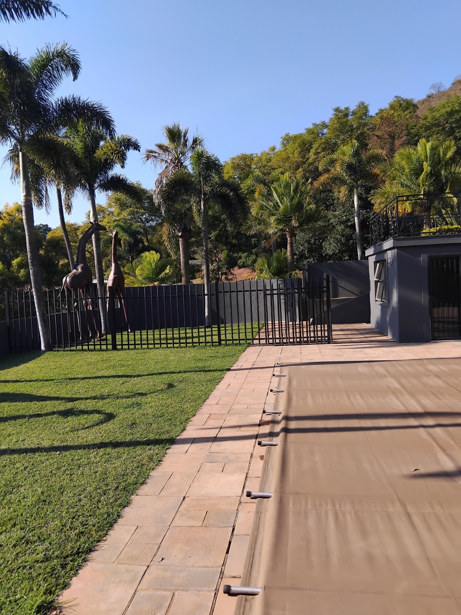 6 Bedroom Property for Sale in Barberton Mpumalanga