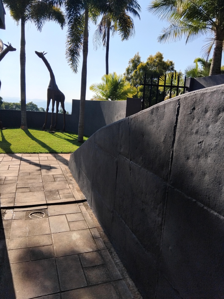 6 Bedroom Property for Sale in Barberton Mpumalanga