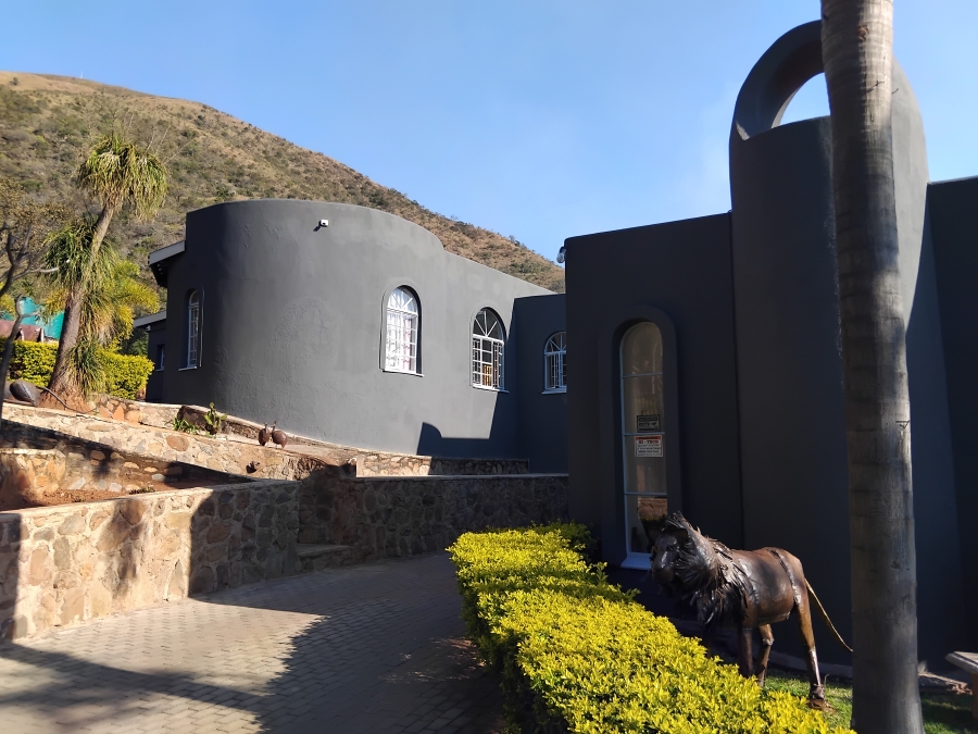 6 Bedroom Property for Sale in Barberton Mpumalanga