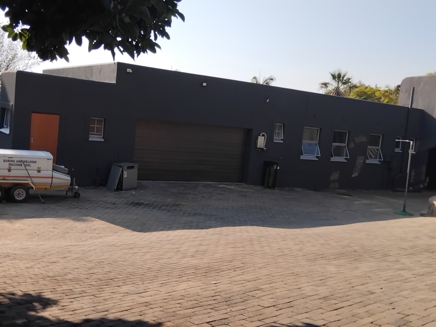 6 Bedroom Property for Sale in Barberton Mpumalanga