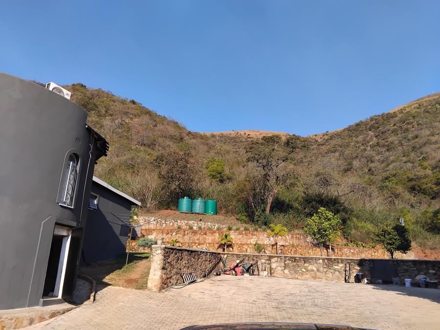 6 Bedroom Property for Sale in Barberton Mpumalanga