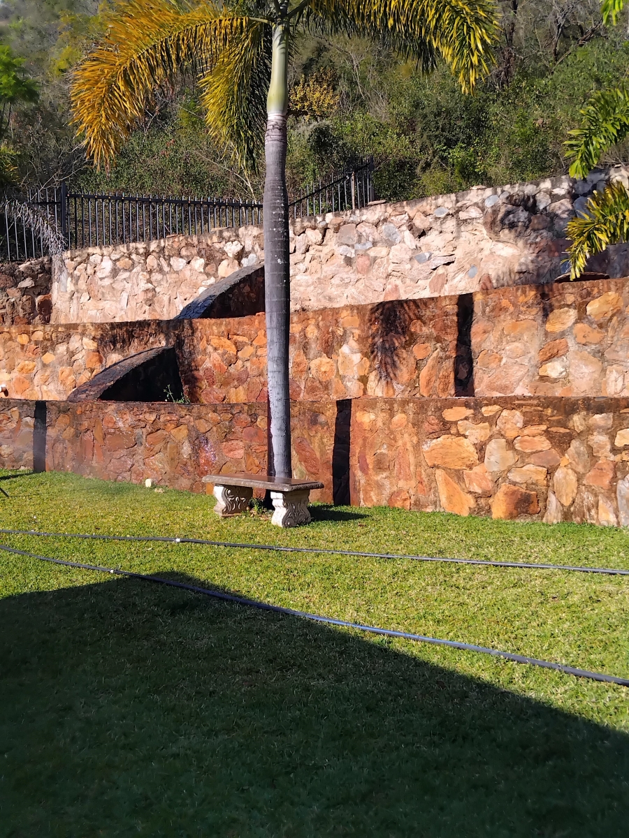 6 Bedroom Property for Sale in Barberton Mpumalanga