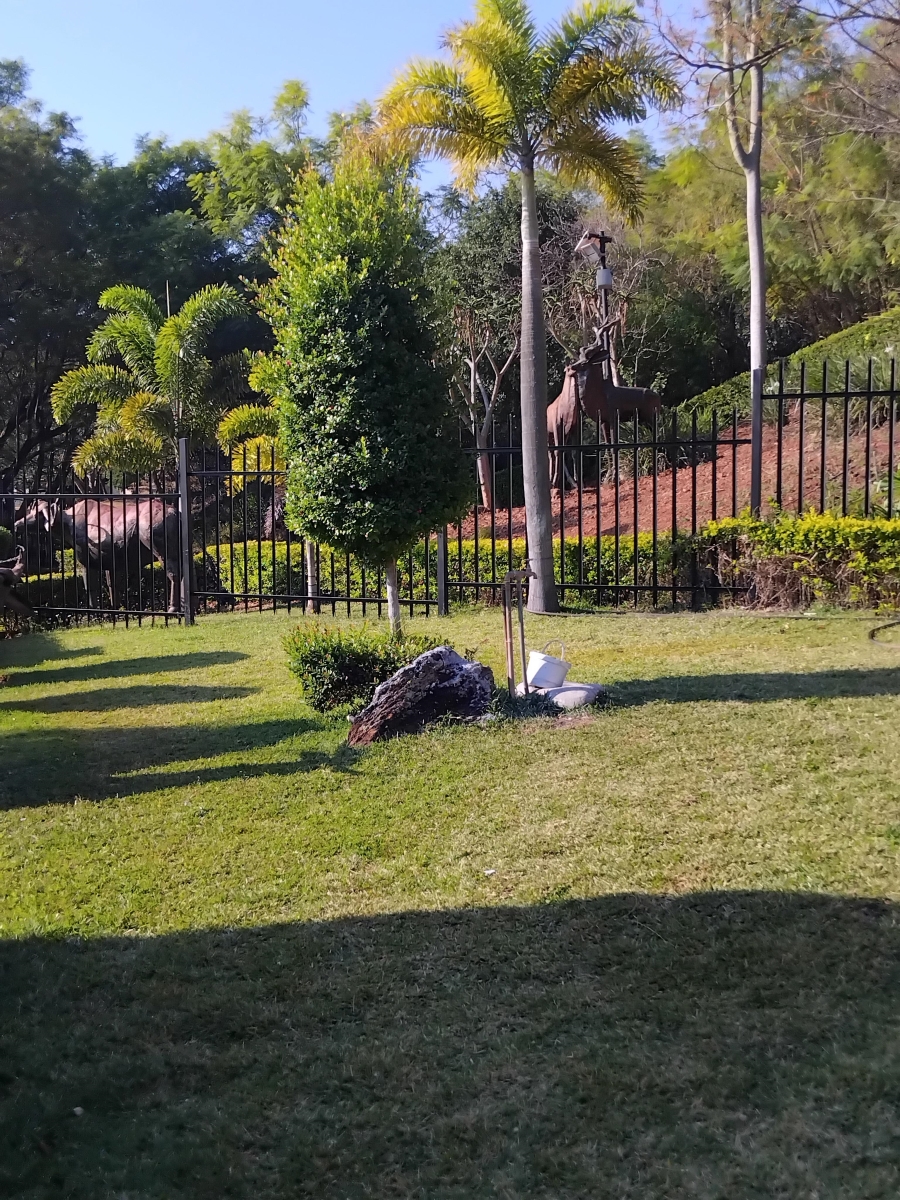 6 Bedroom Property for Sale in Barberton Mpumalanga