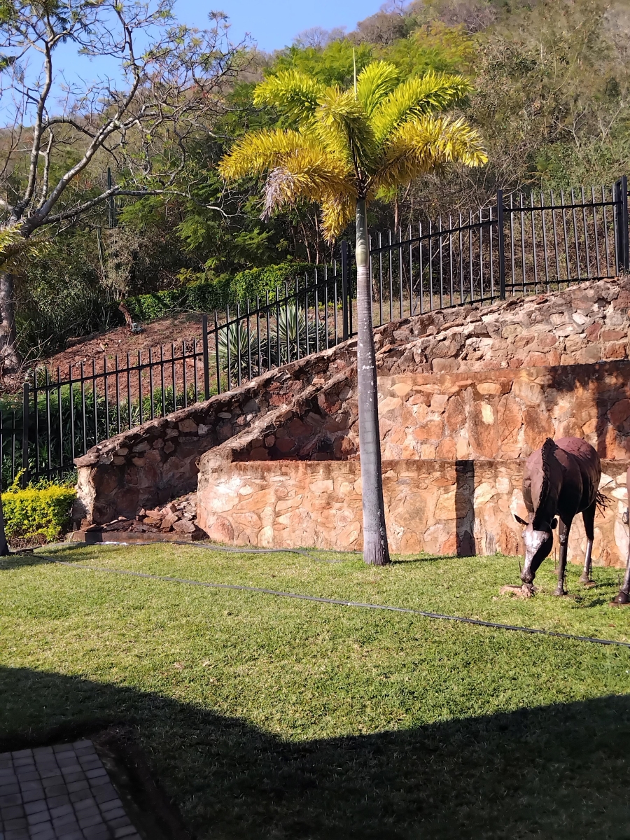 6 Bedroom Property for Sale in Barberton Mpumalanga
