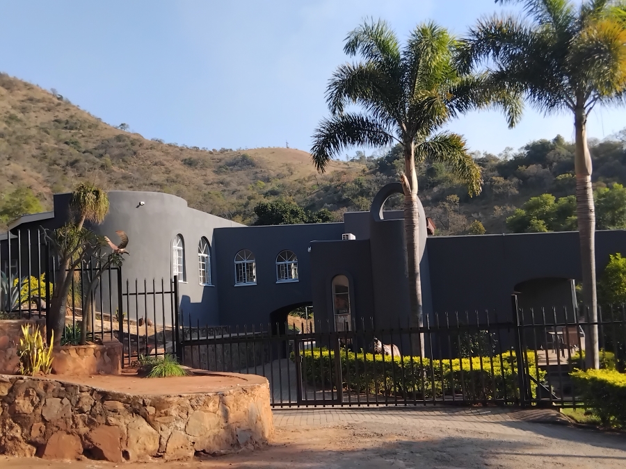 6 Bedroom Property for Sale in Barberton Mpumalanga