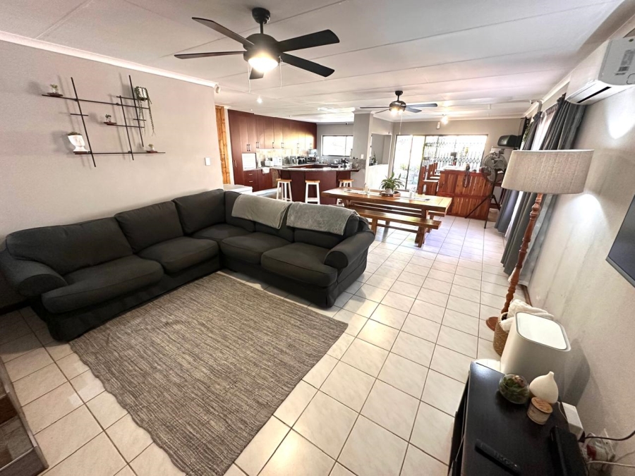 7 Bedroom Property for Sale in West Acres Mpumalanga