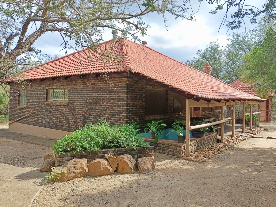 2 Bedroom Property for Sale in Marloth Park Mpumalanga