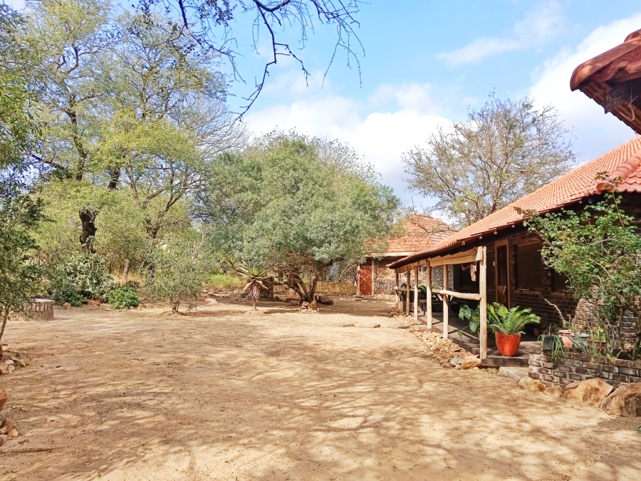 2 Bedroom Property for Sale in Marloth Park Mpumalanga