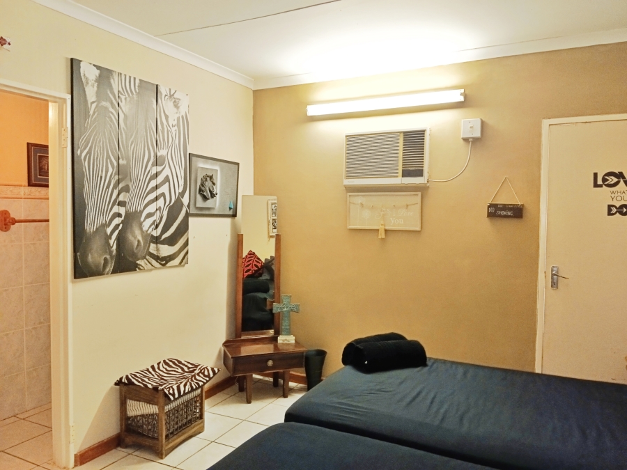 2 Bedroom Property for Sale in Marloth Park Mpumalanga