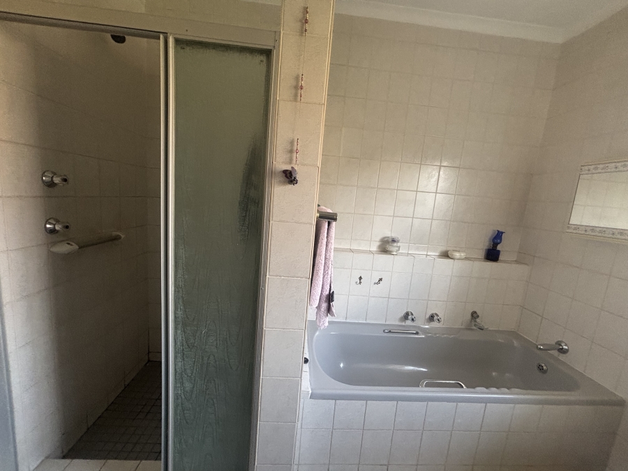 4 Bedroom Property for Sale in Ben Fleur Mpumalanga