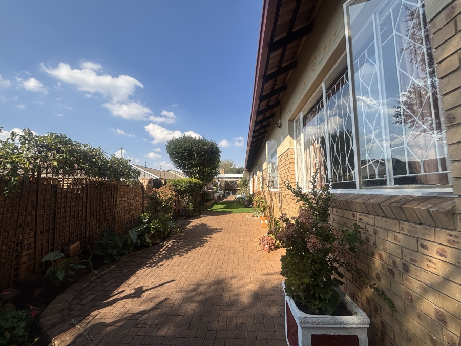 4 Bedroom Property for Sale in Ben Fleur Mpumalanga