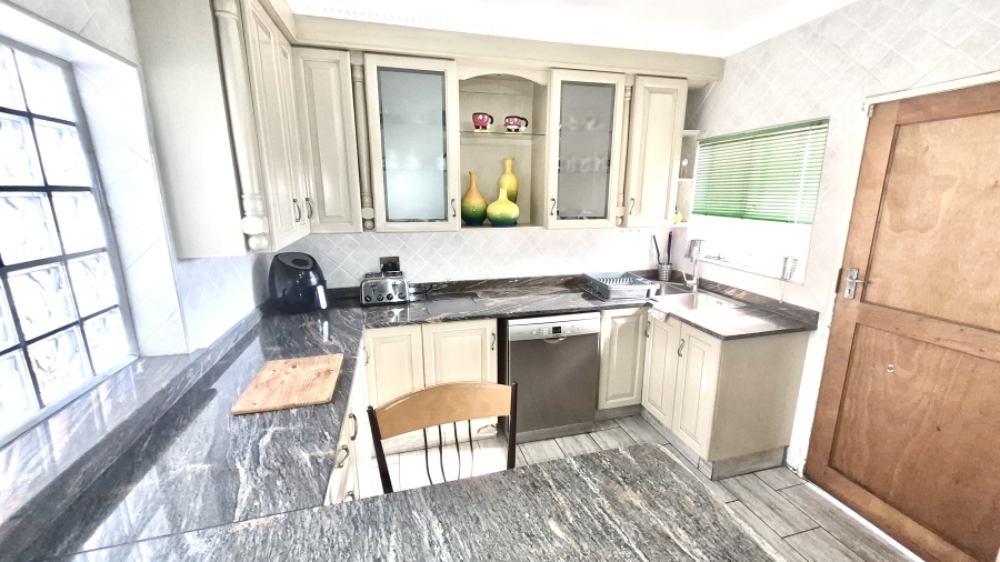 4 Bedroom Property for Sale in Del Judor Ext 4 Mpumalanga