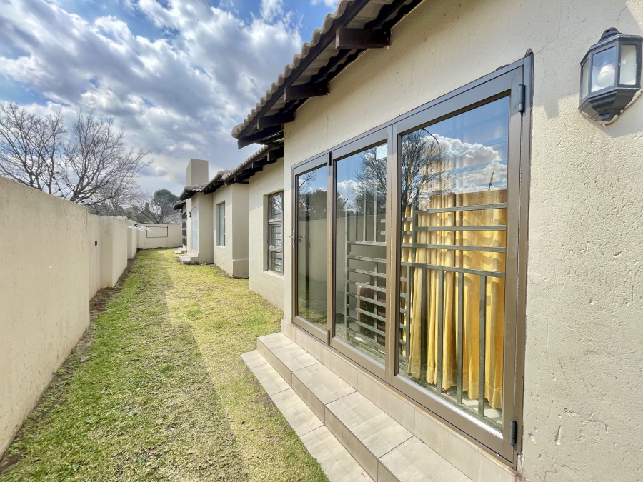 To Let 2 Bedroom Property for Rent in Cosmosrand Mpumalanga