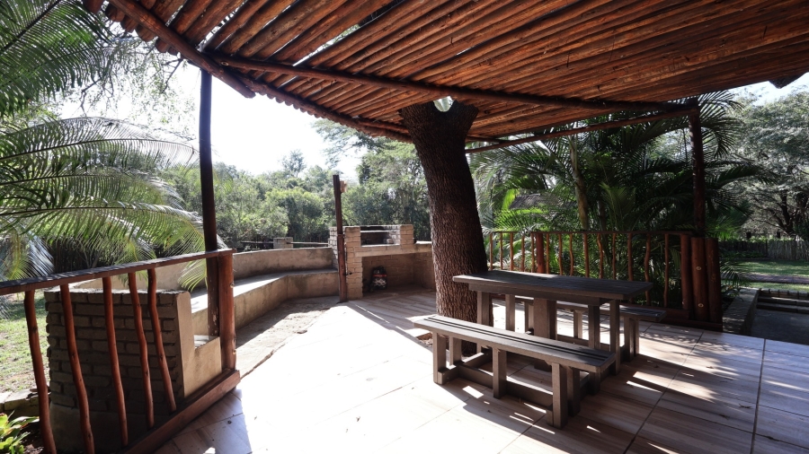 5 Bedroom Property for Sale in Marloth Park Mpumalanga