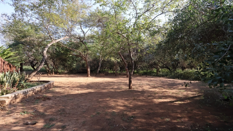 5 Bedroom Property for Sale in Marloth Park Mpumalanga