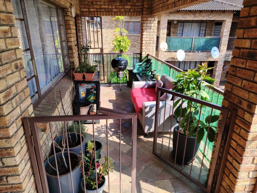 2 Bedroom Property for Sale in West Acres Mpumalanga