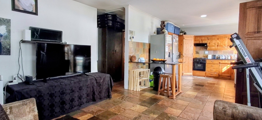 2 Bedroom Property for Sale in West Acres Mpumalanga