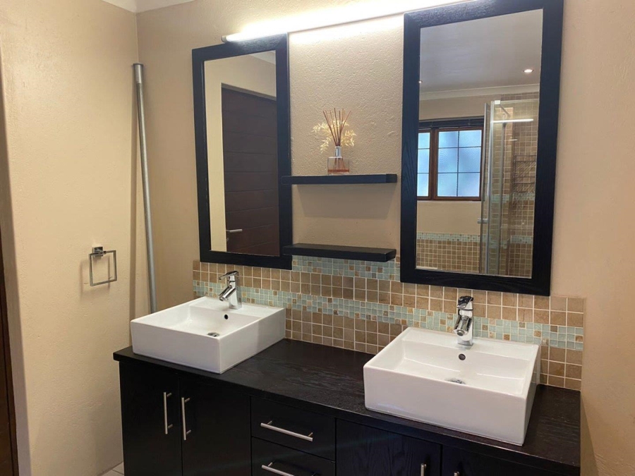 To Let 4 Bedroom Property for Rent in Sonheuwel Mpumalanga
